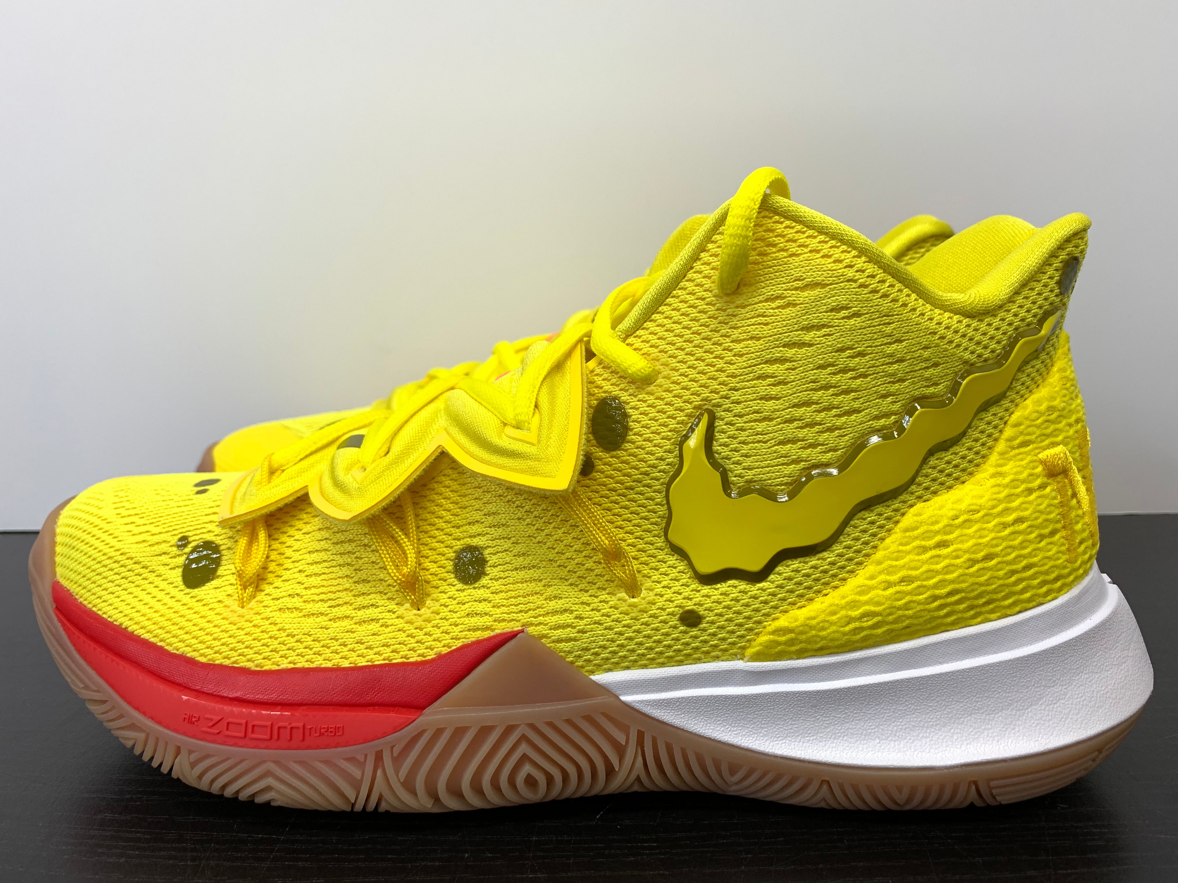 Sepatu Basket Desain Nike Kyrie 5 Irving 5 Joint Spongebob